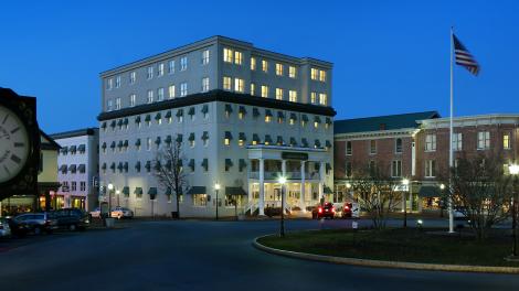 The historic Gettysburg Hotel on Lincoln Square