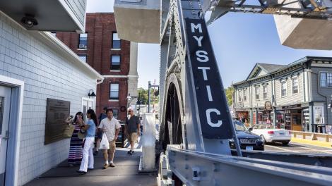 Sightseeing at the Mystic River Bascule Bridge