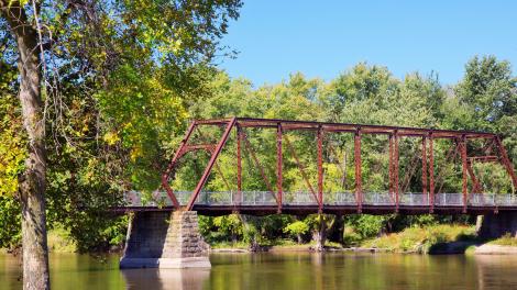Peaceful Cedar River views from a historic pedestrian bridge