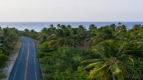 Una ruta panorámica cerca de Isabela, Puerto Rico