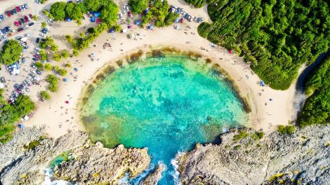 Las aguas turquesas y las vírgenes arenas de la playa Mar Chiquita