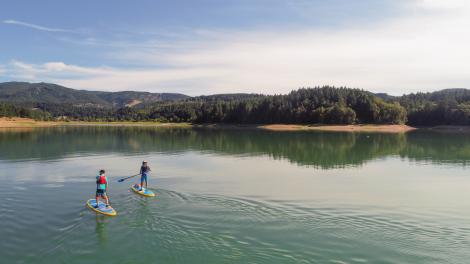 Paddling Henry Hagg Lake in Hillsboro, Oregon