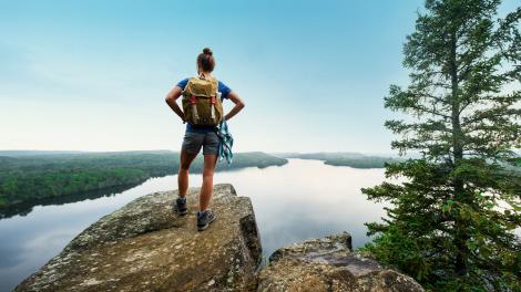 徒步登顶大马雷附近的蜜月断崖