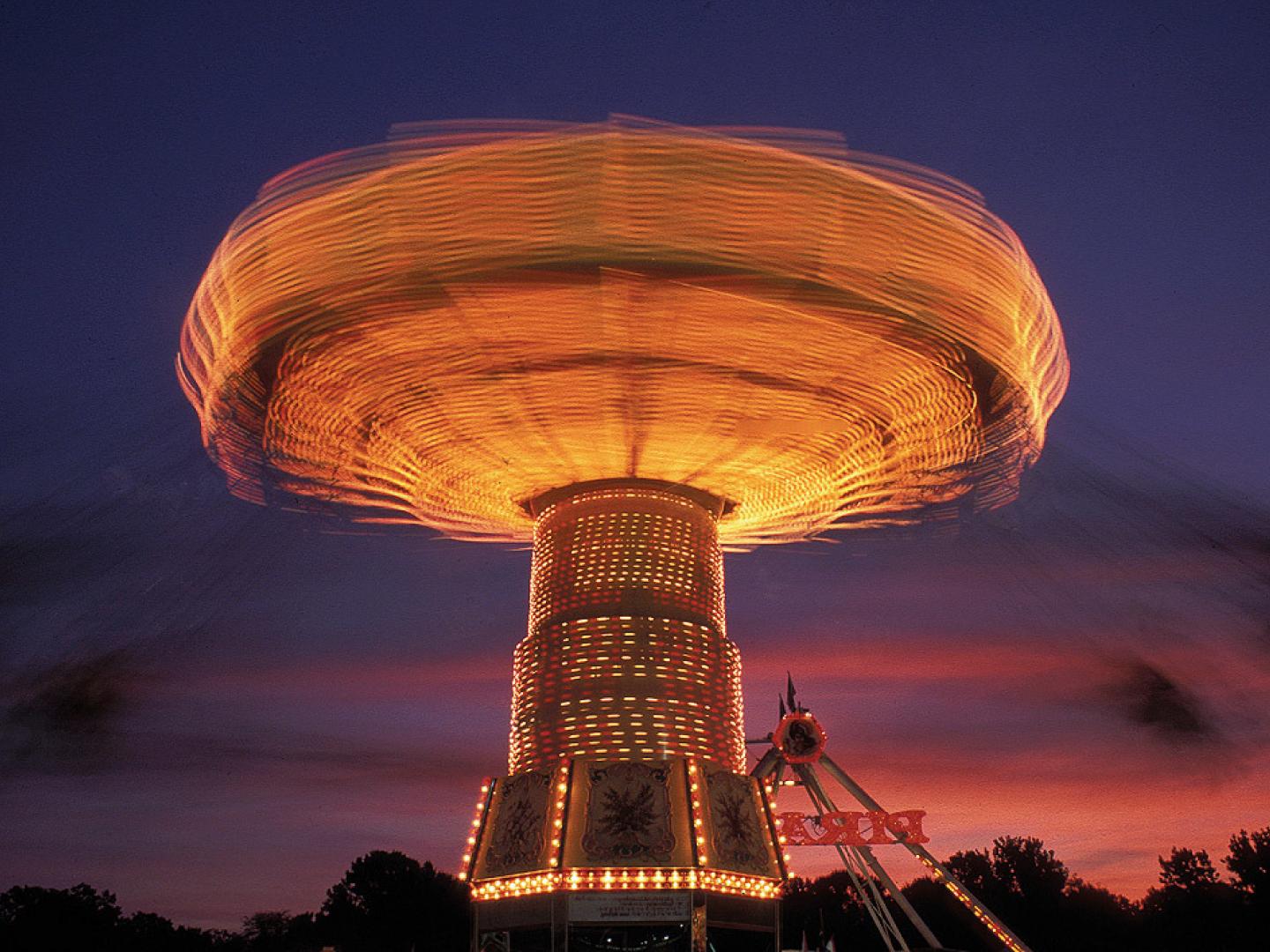 アーカンソー・ステート・フェアのすべてがかすんで見えます