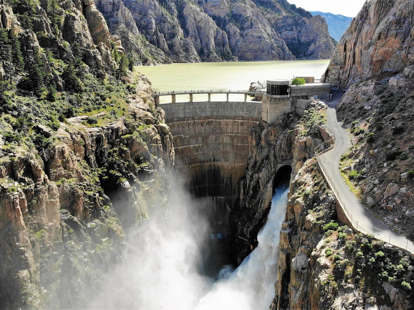 Barrage et centre d’information touristique de Buffalo Bill à Cody, Wyoming