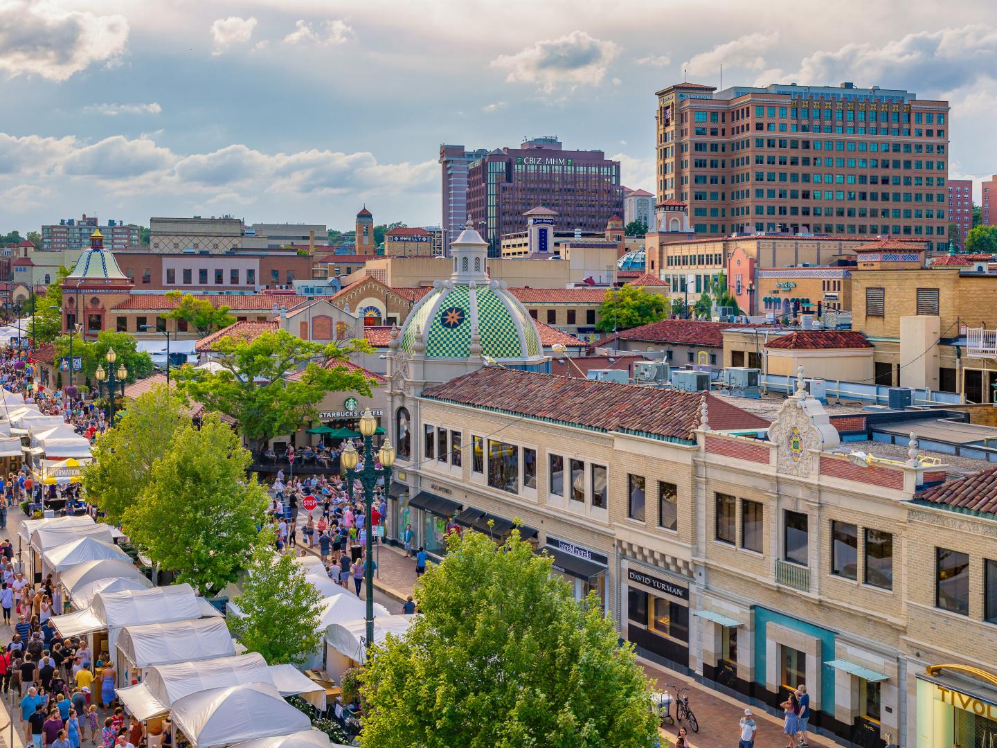 Aerial view of the Plaza Art Fair in Kansas City