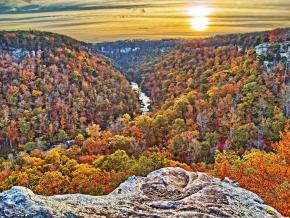 Panorama sur la vallée depuis le sommet de Lookout Mountain