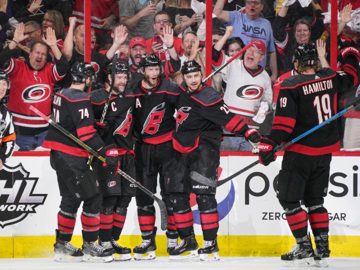 Joueurs des Carolina Hurricanes, une des équipes de la Ligue nationale de hockey (NHL)
