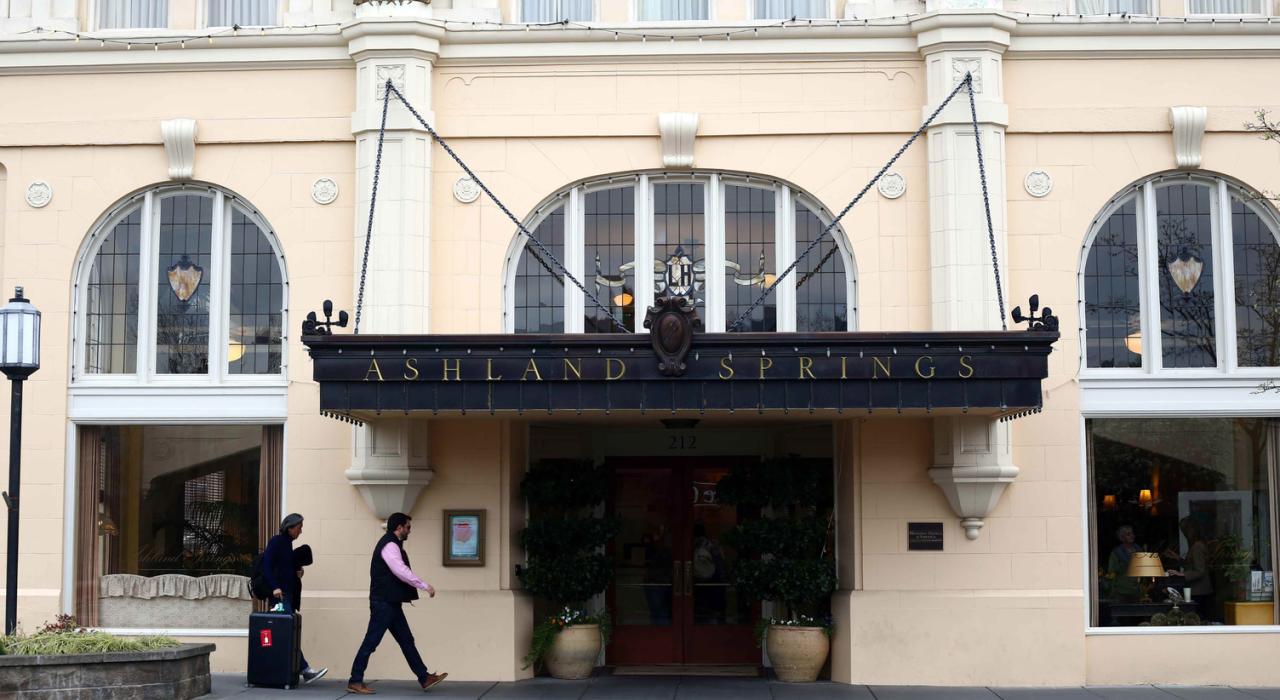 Ankunft am Ashland Springs Hotel im südlichen Oregon