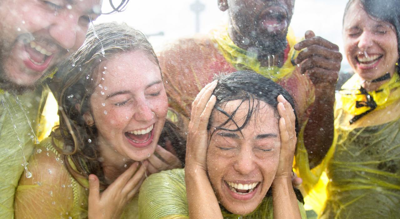 Felizmente empapados en Cave of the Winds